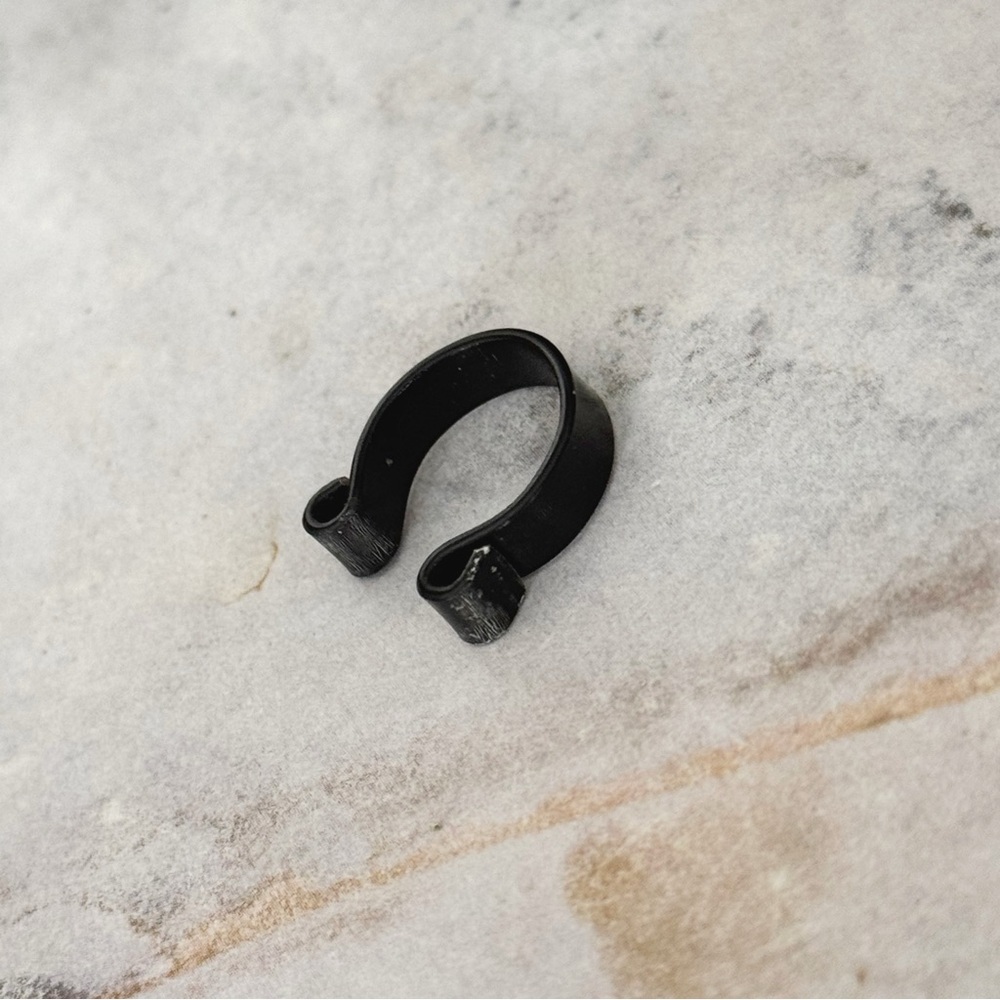 5 For $25💫Alternative Black Hard
Aluminum Nose Ring - Picture 5 of 5